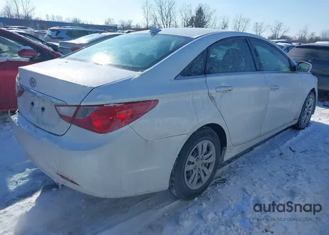 2013 Hyundai Sonata Gls z USA, uszkodzony, nr VIN 5NPEB4AC7DH533990